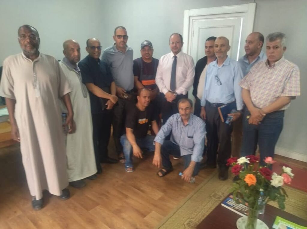WhatsApp Image 20250625 à 160148404c3961 | اصداء الجهة نائب رئيس جماعة أكادير عبد الله بولغماير يستقبل قيادات الفيدرالية المهنية لإداوتنان لتدارس مشاكل الحرفيين وتسريع إخراج المنطقة الصناعية بالدراركة