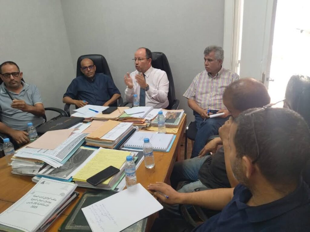 WhatsApp Image 20250625 à 160149efdc68c7 Copie | اصداء الجهة نائب رئيس جماعة أكادير عبد الله بولغماير يستقبل قيادات الفيدرالية المهنية لإداوتنان لتدارس مشاكل الحرفيين وتسريع إخراج المنطقة الصناعية بالدراركة