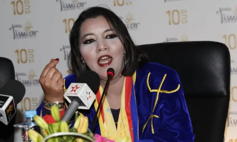 الفنانة فاطمة تبعمرانت